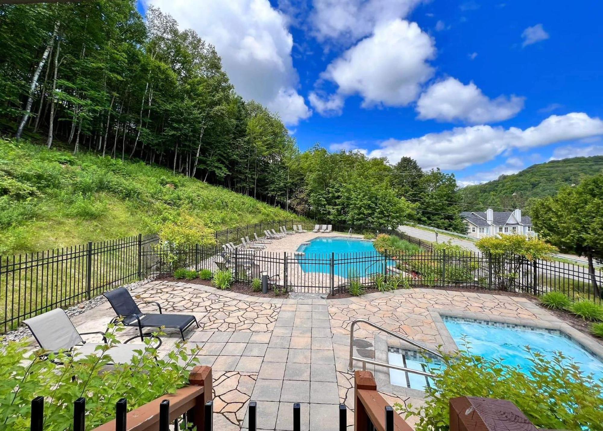 Condo Moderne, Escapade Vacance, Vue Sur Montagnes Екстериор снимка