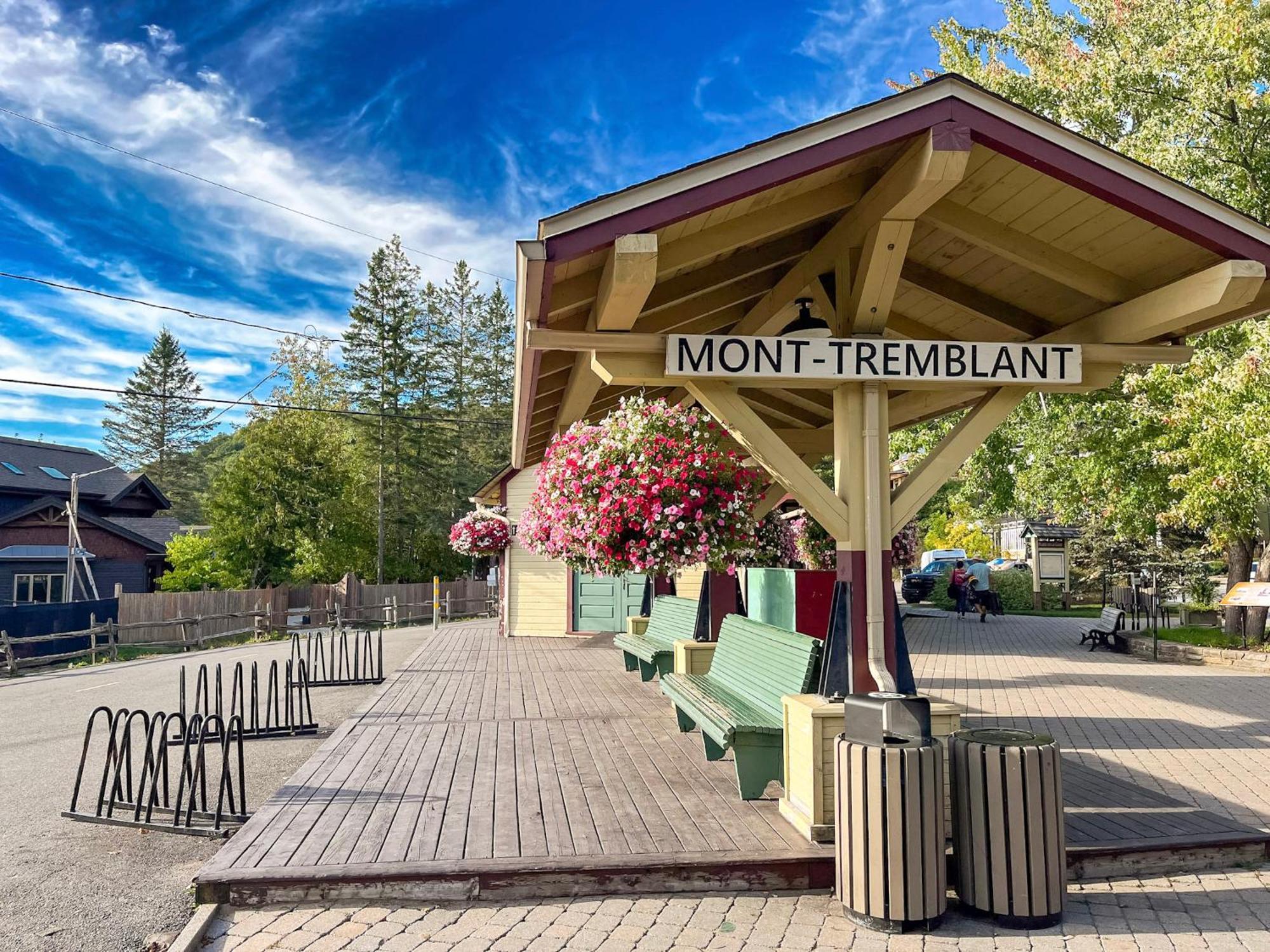 Condo Moderne, Escapade Vacance, Vue Sur Montagnes Екстериор снимка