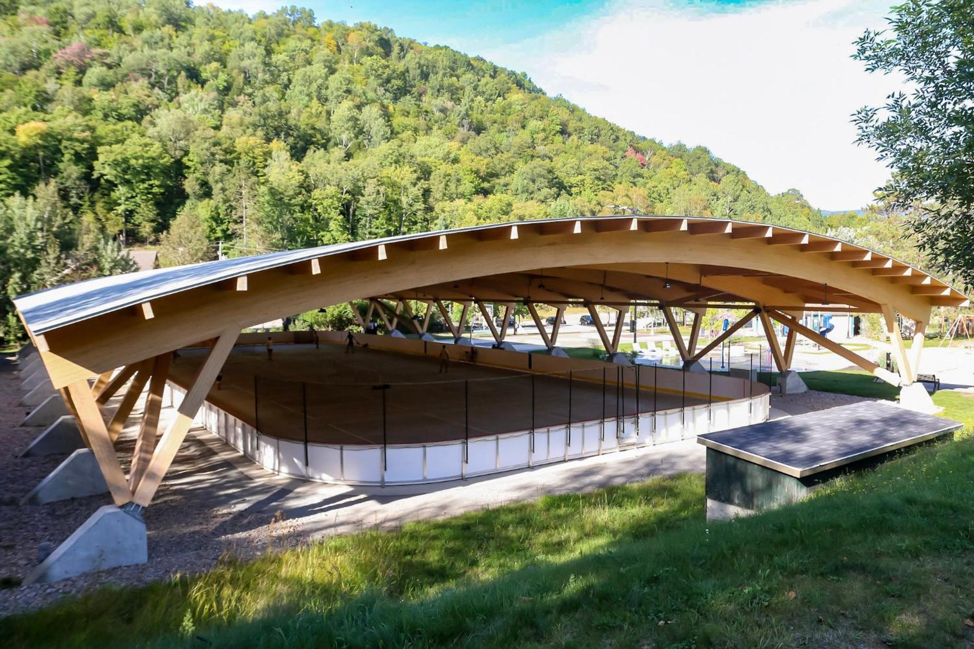 Condo Moderne, Escapade Vacance, Vue Sur Montagnes Екстериор снимка