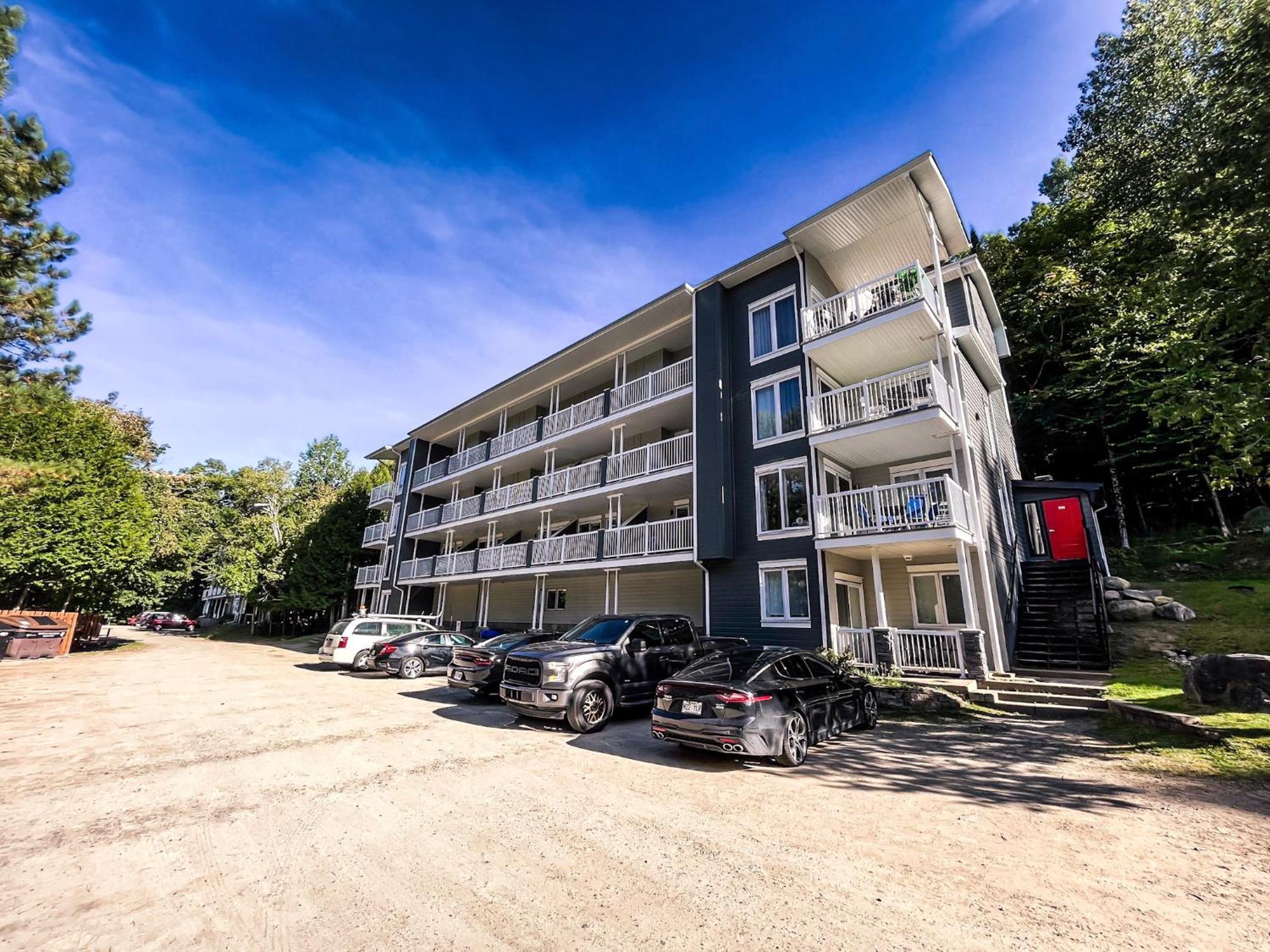 Condo Moderne, Escapade Vacance, Vue Sur Montagnes Екстериор снимка