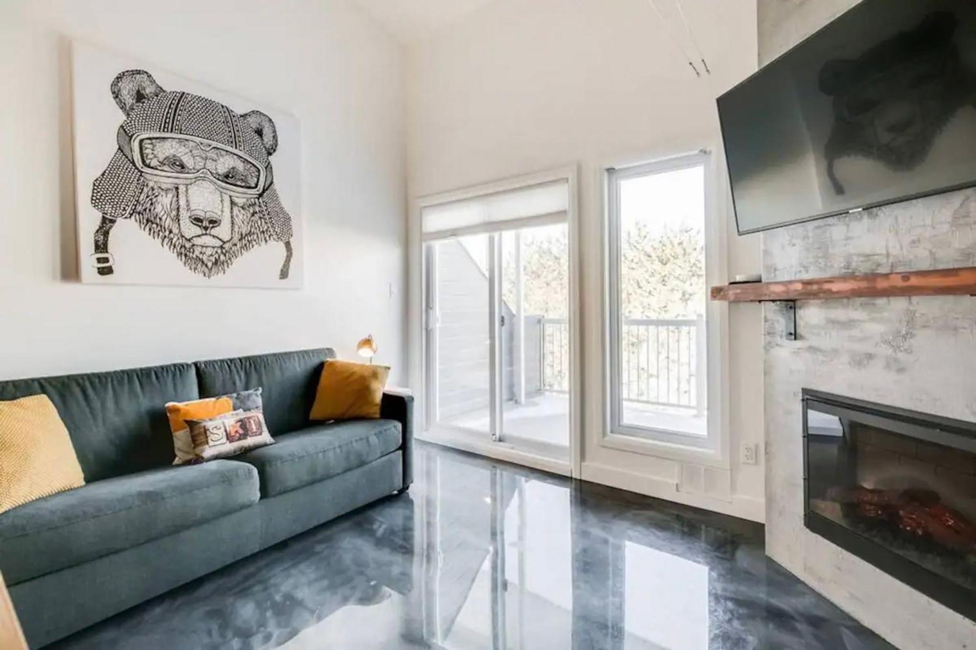 Condo Moderne, Escapade Vacance, Vue Sur Montagnes Екстериор снимка