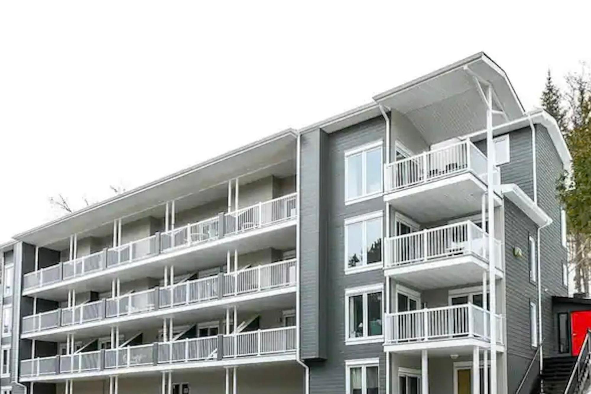 Condo Moderne, Escapade Vacance, Vue Sur Montagnes Екстериор снимка