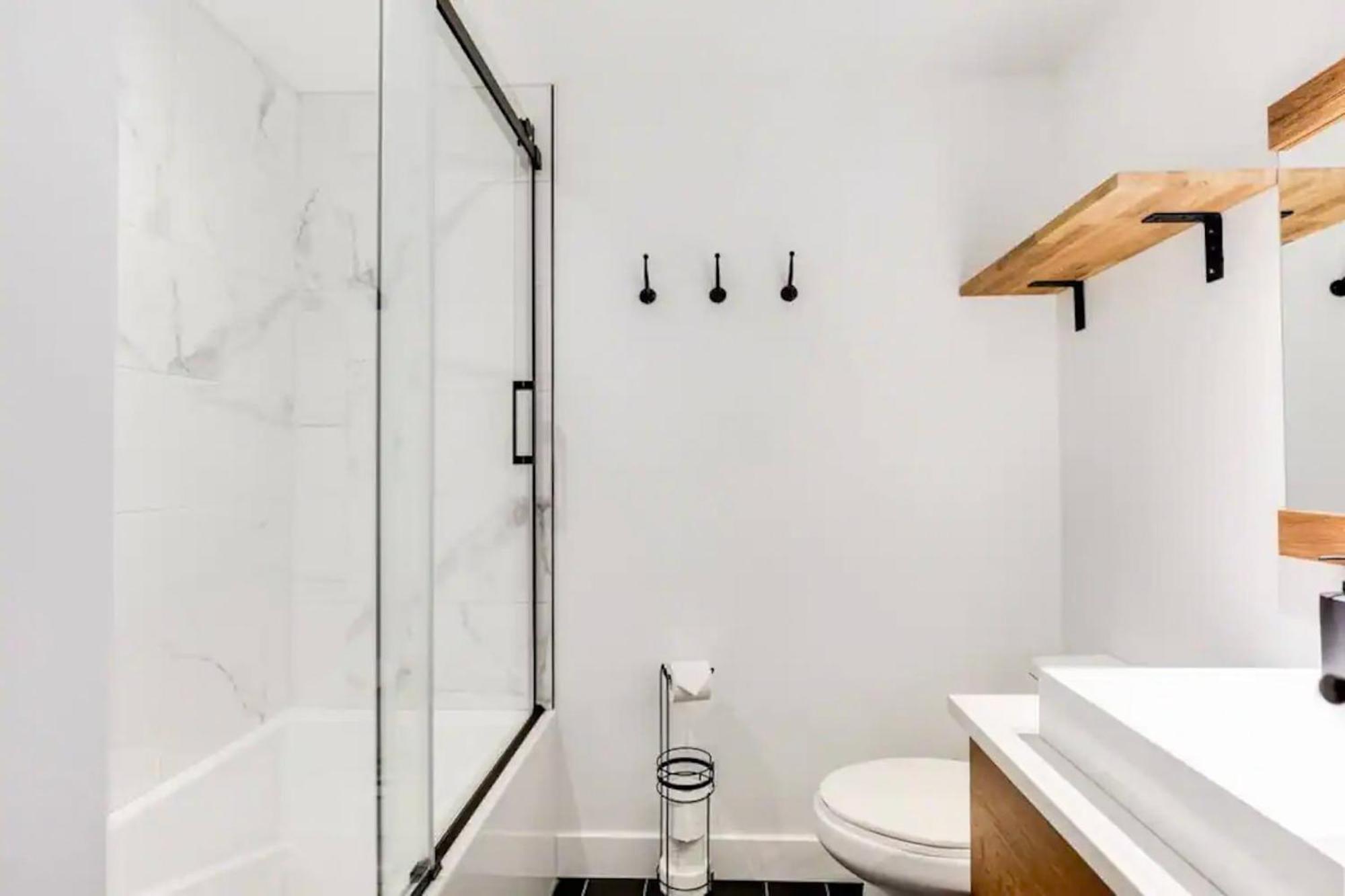 Condo Moderne, Escapade Vacance, Vue Sur Montagnes Екстериор снимка