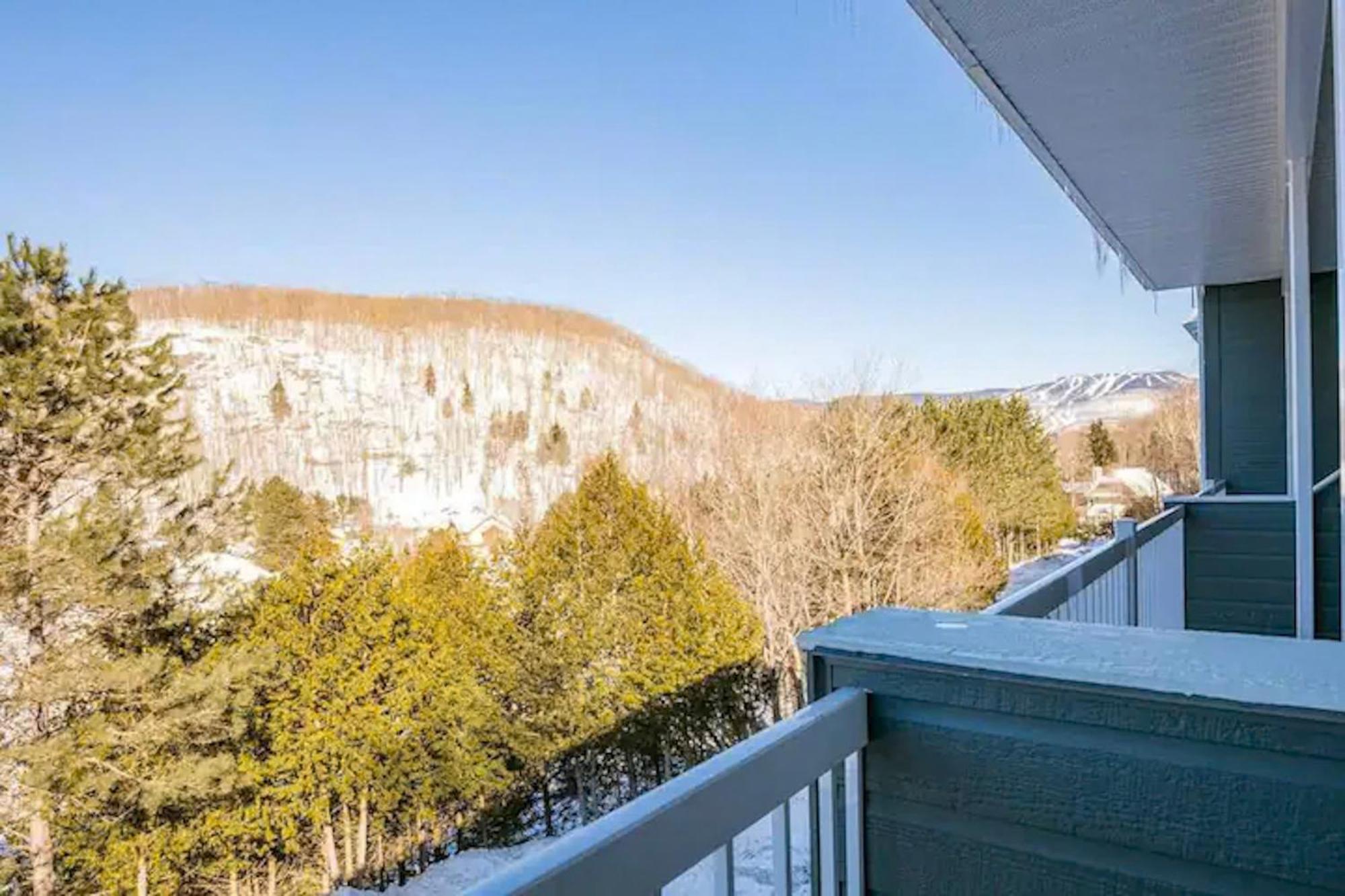 Condo Moderne, Escapade Vacance, Vue Sur Montagnes Екстериор снимка
